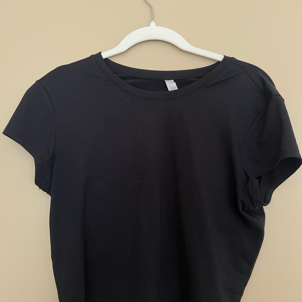 ALO Short Sleeve Shirt